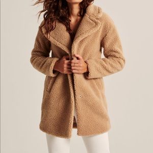 Mid-length Sherpa coat